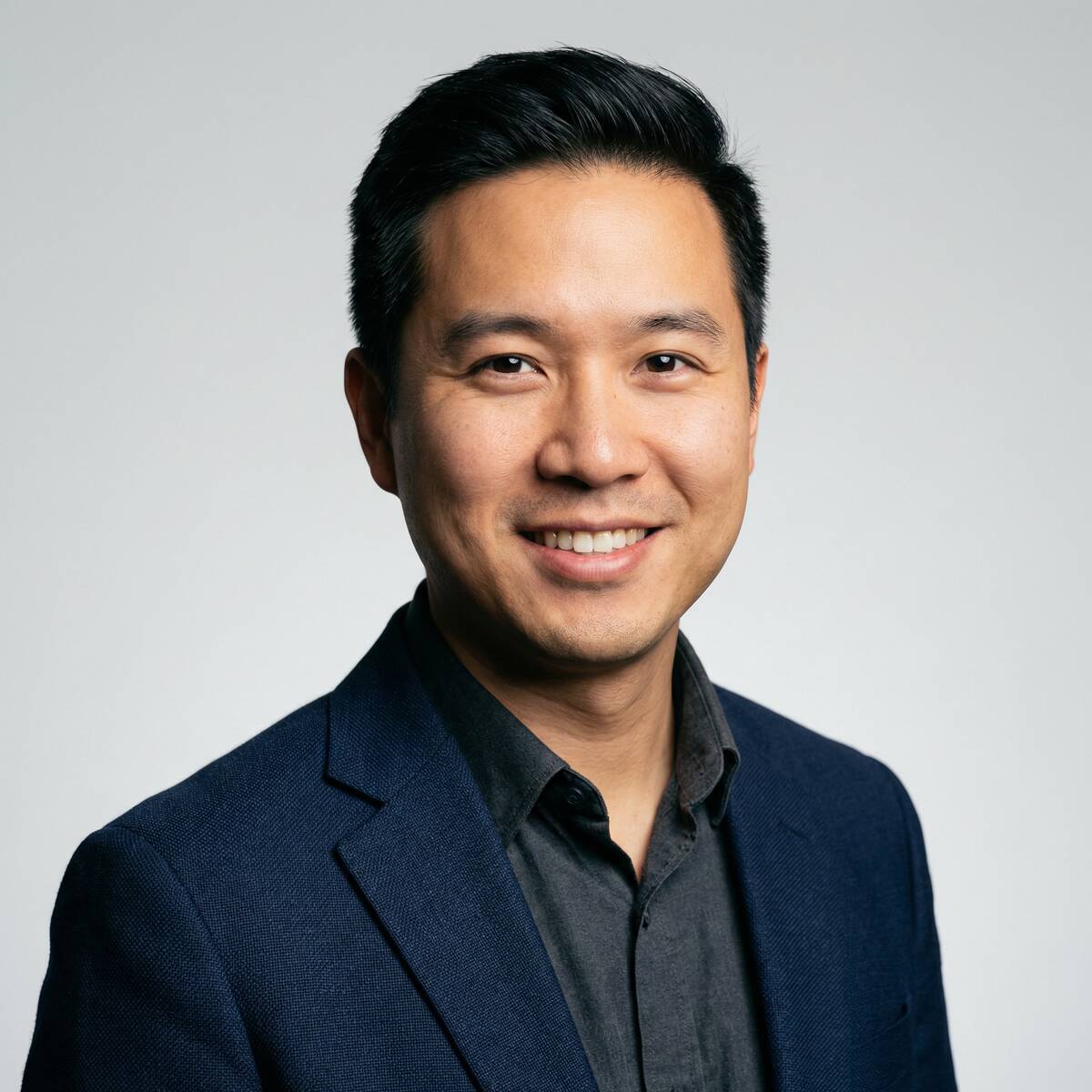 自慰喷水制片人王浩